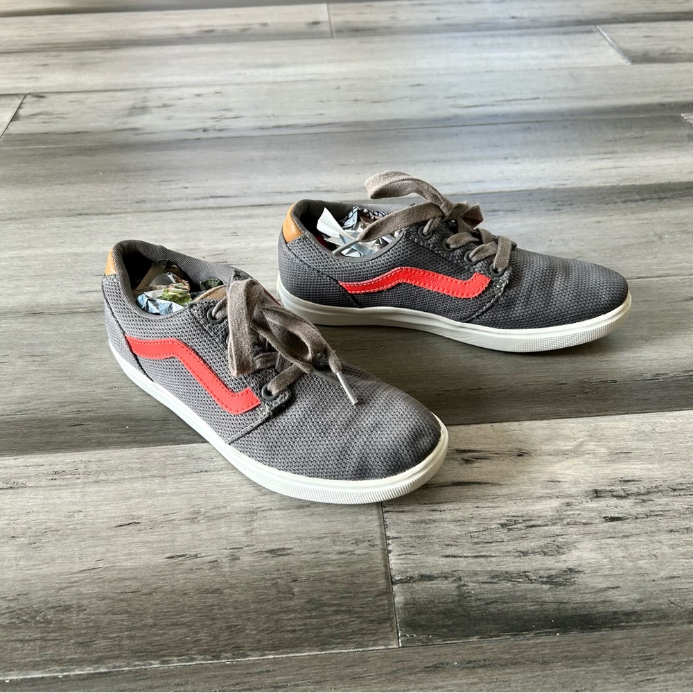 Vans Women's Mesh Chapman Stripe Ultracush Lite Sneakers Gray/Neon Red-Orange
